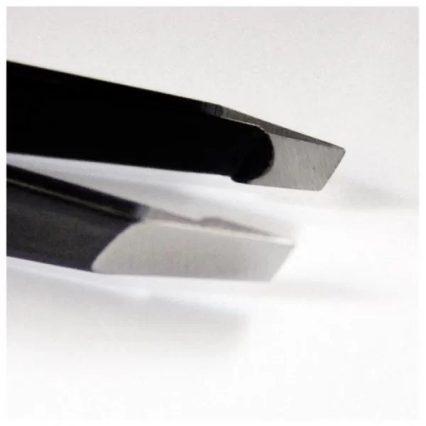 Black-stainless-steel-slant-tweezer-by-seki-edge-my-700216-3_1160x_crop_center