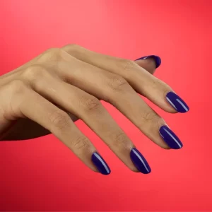 Cnd-vinylux-queen-tessential-collection-battle-royale-484-0-5-oz-pb-355495-2_1160x_crop_center