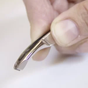 Extra-grip-slant-tweezer-by-seki-edge-my-710317-3_1160x_crop_center