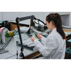 Iq-esd-daylight-and-uv-magnifier-electrostatic-safe-3-diopters-magnification-1-75x-an-additional-12-diopters-4x-swing-arm-magnifier-aj-600205-6_1160x_crop_center