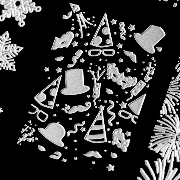 Maniology-new-year-cheer-nail-stamping-plate-pb-355631-11_1160x_crop_center