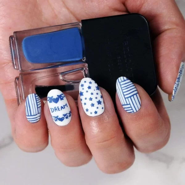 Maniology-simply-classic-nail-stamping-kit-pb-355633-3_1160x_crop_center