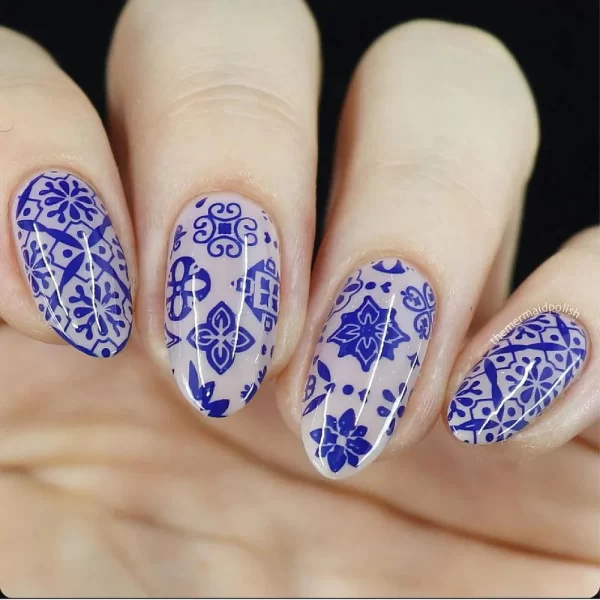 Maniology-talavera-nail-stamping-plate-pb-355635-5_1160x_crop_center