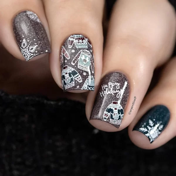 Maniology-treat-your-elf-nail-stamping-plate-pb-355636-4_1160x_crop_center