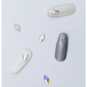 Tammy-taylor-rhombus-nail-stones-pb-350482-1_00f1069d-8f50-46d3-8a06-e1c9038a881f_1160x_crop_center