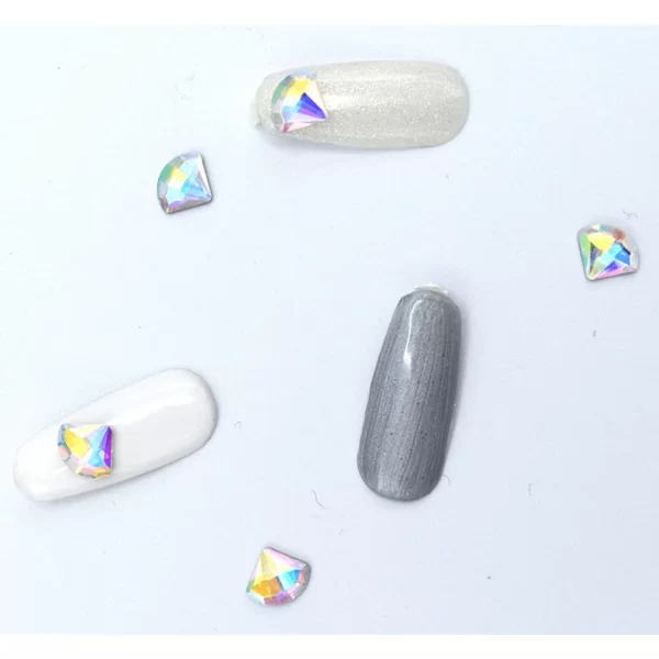 Tammy-taylor-shell-nail-stones-pb-350485-1_1160x_crop_center
