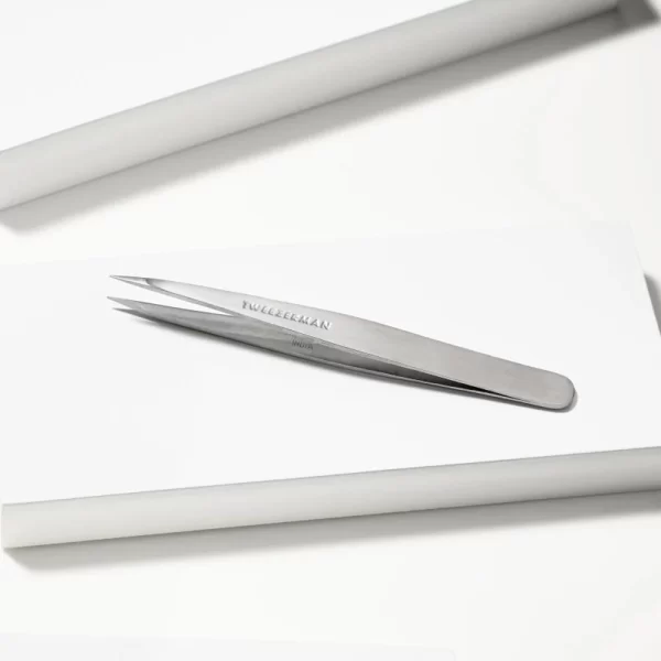 Tweezerman-standard-still-point-tweezer-1240-r-vw-126970-4_1160x_crop_center