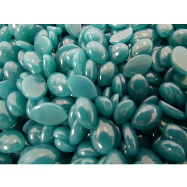 Waxness-azulene-film-hard-wax-beads-made-in-italy-2-2-lbs-35-27-oz-1-kg-each-x-4-bags-8-8-lbs-hg-250252-6_1160x_crop_center